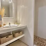 Aparthotel Bellavista A Santa Giulia, Proche De La Et Vue 4*