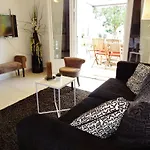Aparthotel Bellavista A Santa Giulia, Proche De La Et Vue
