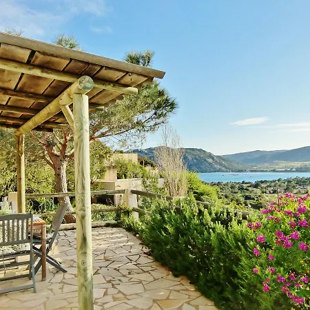 Bellavista A Santa Giulia, Proche De La Et Vue Apartmanhotel