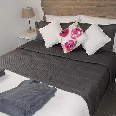 Apartmanhotel Bellavista A Santa Giulia, Proche De La Et Vue Porto-Vecchio
