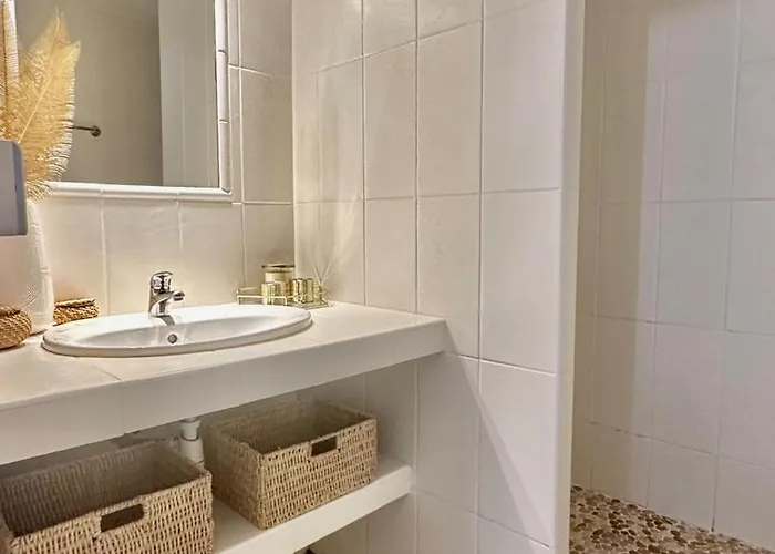 Aparthotel Bellavista A Santa Giulia, Proche De La Et Vue 4*