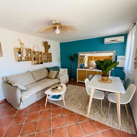 아파트호텔 Bellavista A Santa Giulia, Proche De La Et Vue 4*