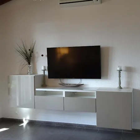 Bellavista à Santa Giulia, Proche De La Et Vue Apart-hotel 4*