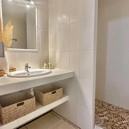 Apart-hotel Bellavista à Santa Giulia, Proche De La Et Vue 4*