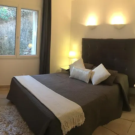 Apart-hotel Bellavista à Santa Giulia, Proche De La Et Vue