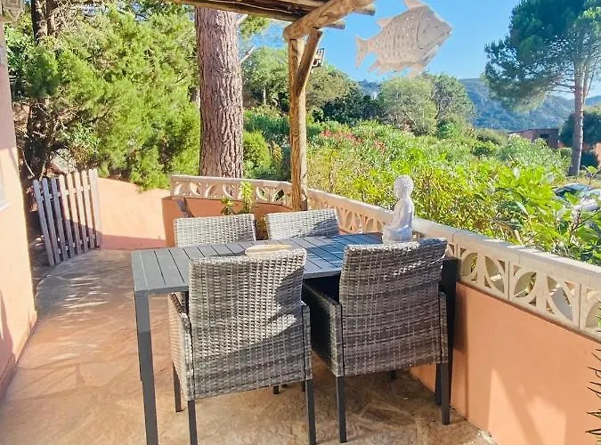 Bellavista A Santa Giulia, Proche De La Et Vue Apartmanhotel