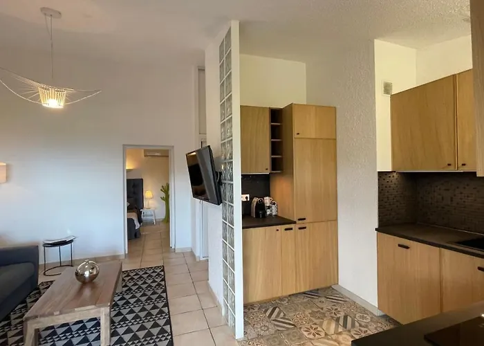 Apartmanhotel Bellavista A Santa Giulia, Proche De La Et Vue