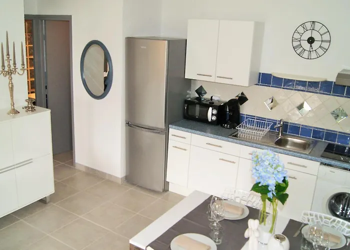 Apartmanhotel Bellavista A Santa Giulia, Proche De La Et Vue Porto-Vecchio