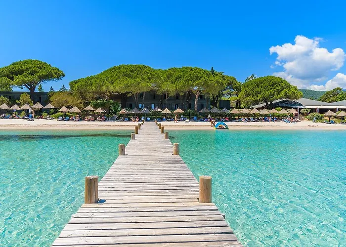 Apartmanhotel Bellavista A Santa Giulia, Proche De La Et Vue 4*