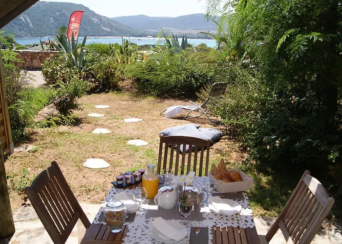 Lägenhetshotell Bellavista A Santa Giulia, Proche De La Et Vue