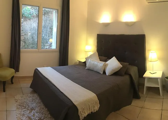 Lägenhetshotell Bellavista A Santa Giulia, Proche De La Et Vue